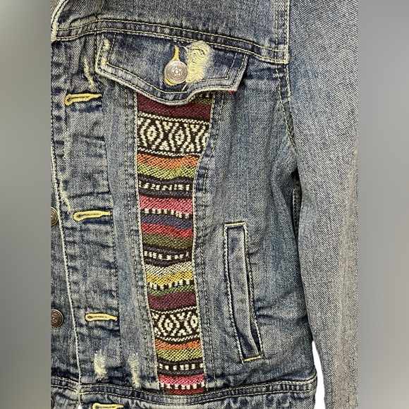 Free People Womens Size 2 Trucker
Denim Patchwork Jacket - Picture 4 of 5